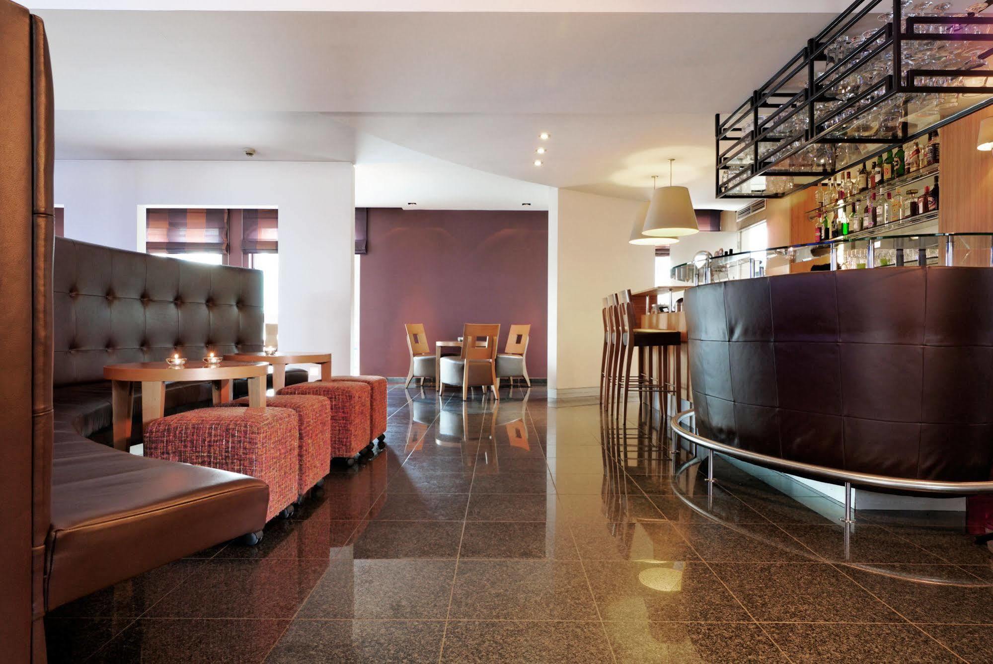 Hotel Ecu غينك المظهر الخارجي الصورة